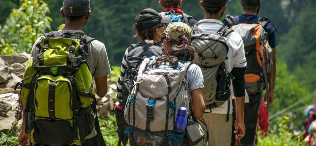 Die Gruppe motiviert und unterstuetzt dich beim Fastenwandern
